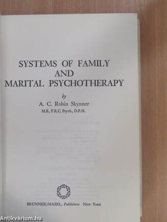 Systems of Family and Marital Psychotherapy