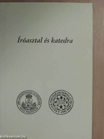 Íróasztal és katedra