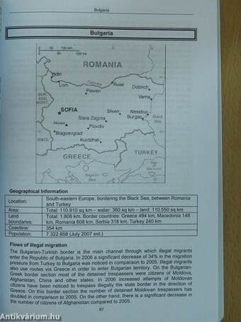 2006 Yearbook on Illegal Migration, Human Smuggling and Trafficking in Central and Eastern Europe (dedikált példány)