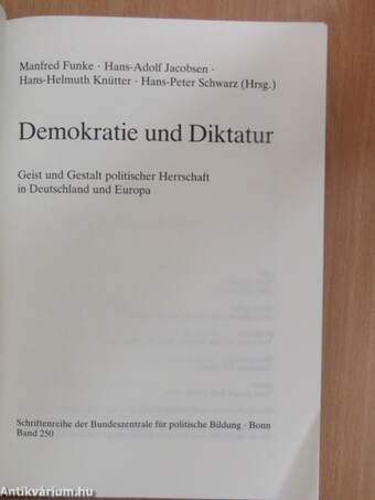 Demokratie und Diktatur