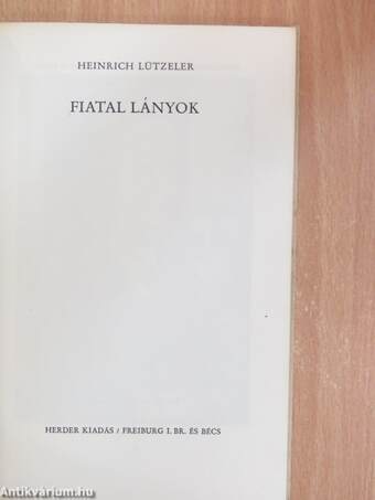 Fiatal lányok