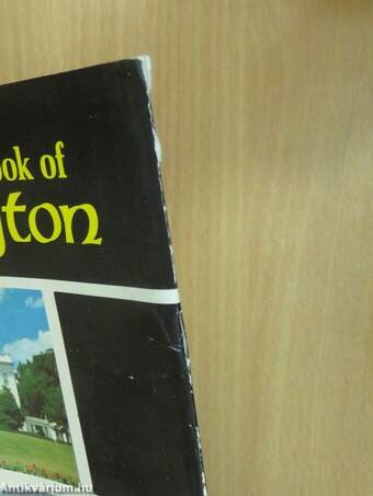 A visitor's viewbook of Washington