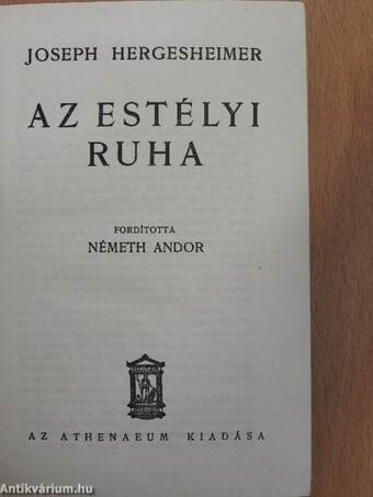 Az estélyi ruha