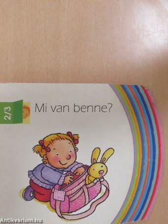 Mi van benne?