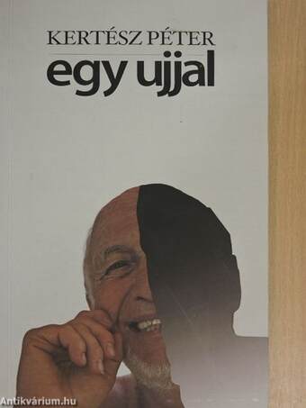 Egy ujjal