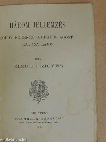 Három jellemzés