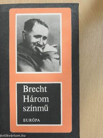 Három színmű