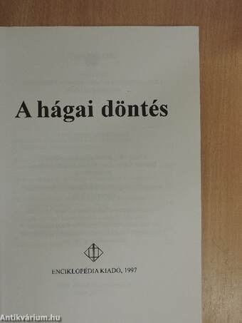 A hágai döntés