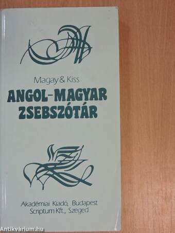 Angol-magyar zsebszótár