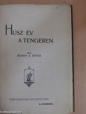 Húsz év a tengeren