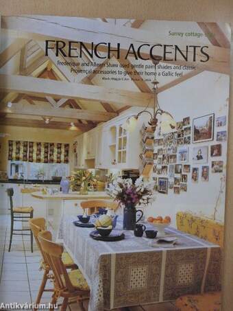 25 Beautiful Homes May 2004