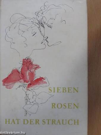 Sieben Rosen hat der Strauch