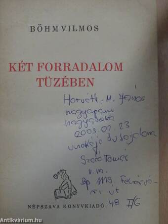 Két forradalom tüzében