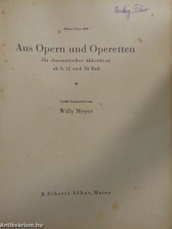 Aus Opern und Operetten für chromatisches Akkordeon