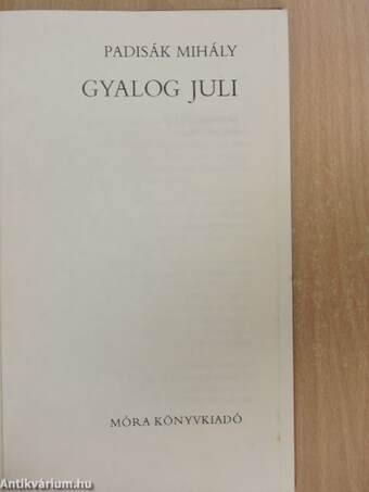 Gyalog Juli