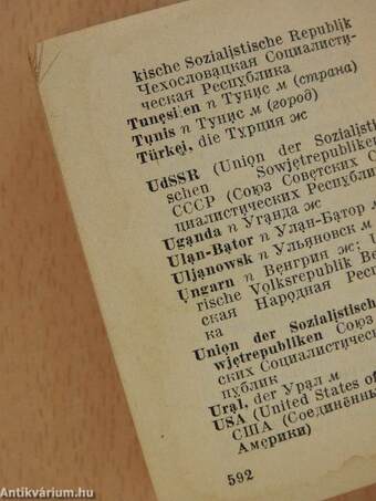 Deutsch-Russisches Taschenwörterbuch (minikönyv)