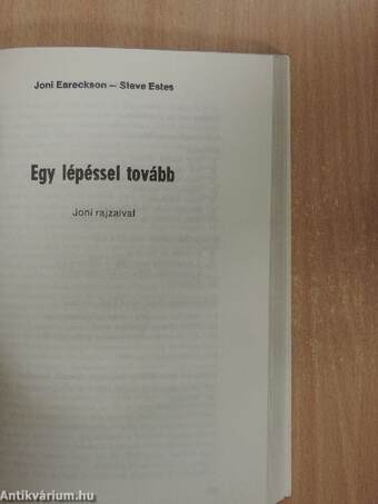 Joni/Egy lépéssel tovább