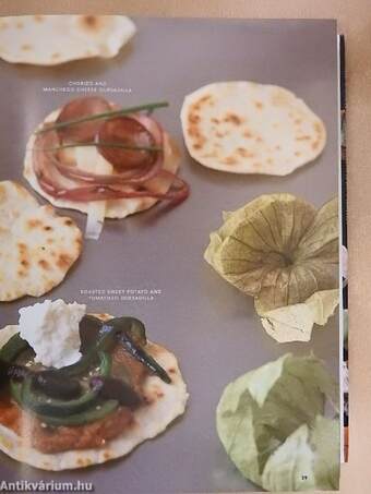 Martha Stewart's Hors D'Oeuvres Handbook