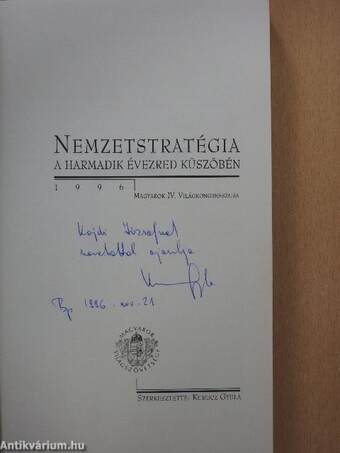 Nemzetstratégia a harmadik évezred küszöbén (dedikált példány)