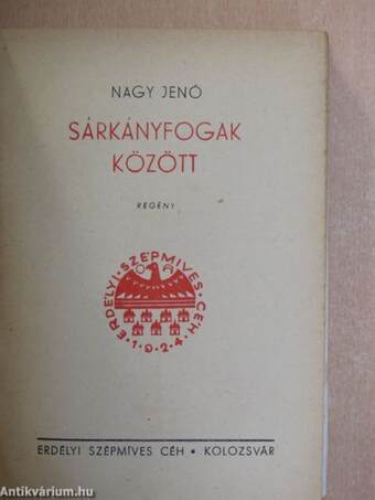 Sárkányfogak között