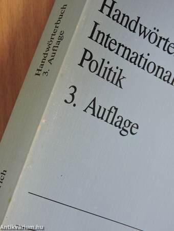 Handwörterbuch Internationale Politik