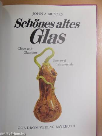 Schönes altes Glas