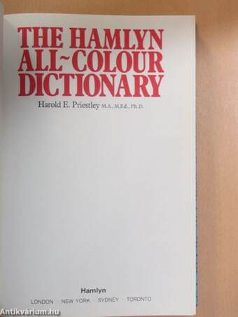 The Hamlyn All-Colour Dictionary