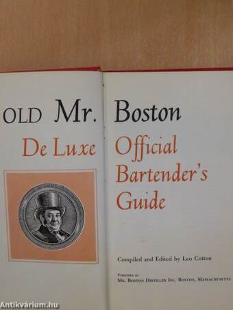 Old Mr. Boston De Luxe Official Bartender's Guide