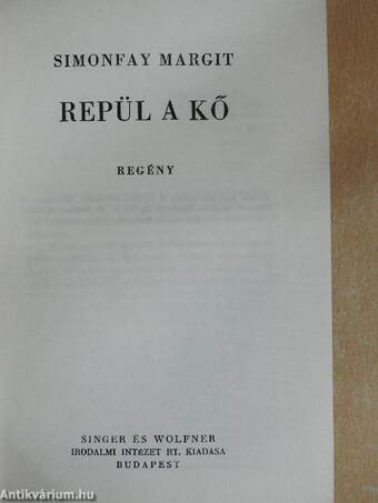 Repül a kő