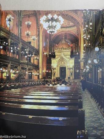 The Dohány Street Synagogue and the treasures of the Jewish Museum