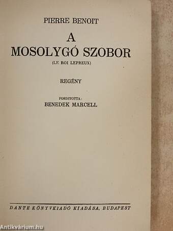 A mosolygó szobor