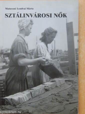 Sztálinvárosi nők