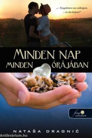 Minden nap, minden órájában - PUHA BORÍTÓS