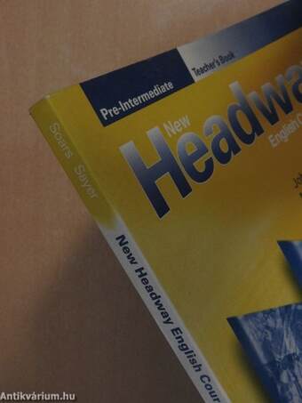 New Headway English Course - Pre-Intermediate - Teacher's Book