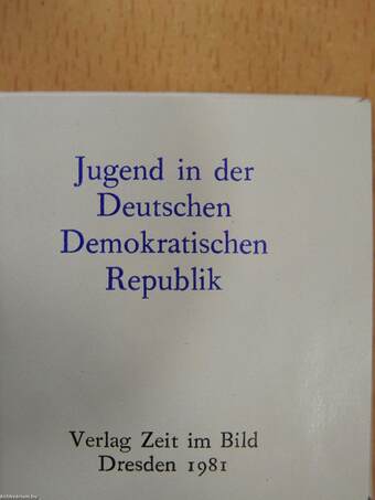 FDJ - Jugend in der Deutschen Demokratischen Republik (minikönyv)