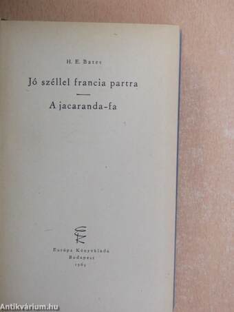 Jó széllel francia partra/A jacaranda-fa