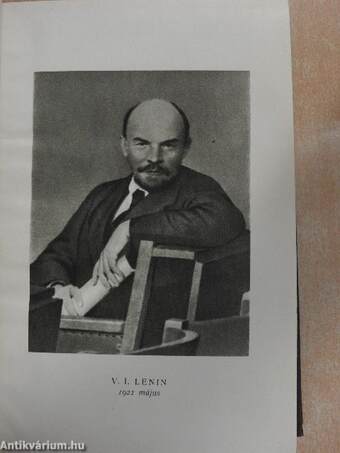 V. I. Lenin művei 32.