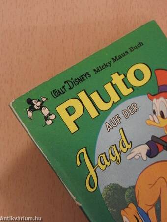 Pluto auf der Jagd