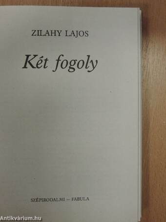 Két fogoly