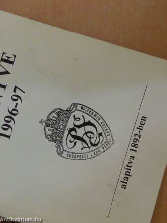 A budapesti I. kerületi Petőfi Sándor Gimnázium évkönyve 1996-97