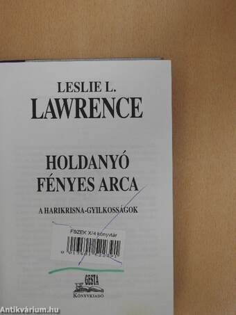 Holdanyó fényes arca