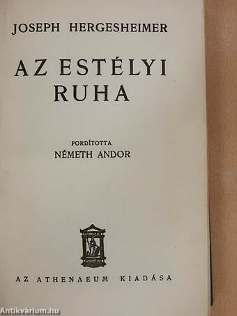 Az estélyi ruha