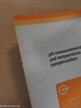 pH measurement and temperature compensation