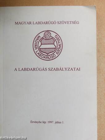 A labdarúgás szabályzatai