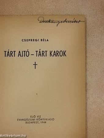 Tárt ajtó - tárt karok