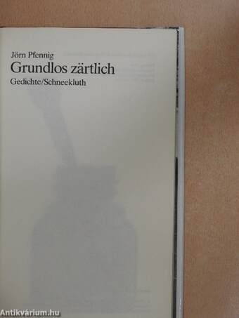 Grundlos zärtlich