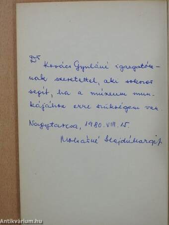 Ajándékok, ajándékozási alkalmak és szokások Nagytarcsán (dedikált példány)