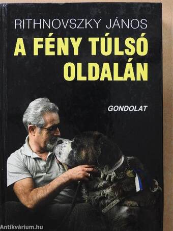 A fény túlsó oldalán (aláírt példány)