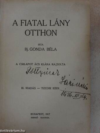 A fiatal lány otthon