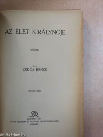 Az élet királynője